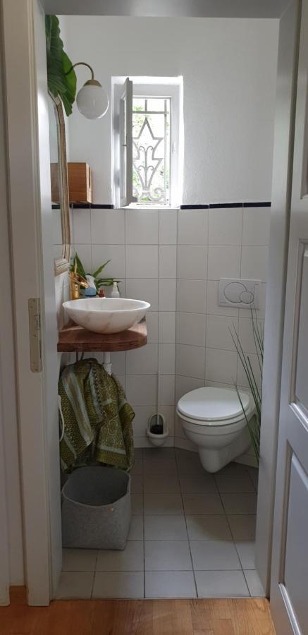 Little Escape Im Jugendstil Poolhaus - Wc Und Dusche Im Nebenhaus Villa Wurzburg Exterior photo